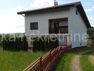 Samostojeća kuća, Prodaja, Karlovac, Švarča