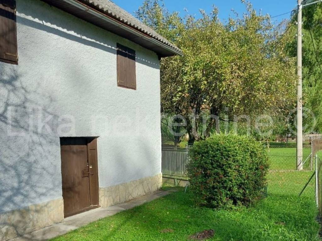Samostojeća kuća, Prodaja, Otočac, Ličko Lešće