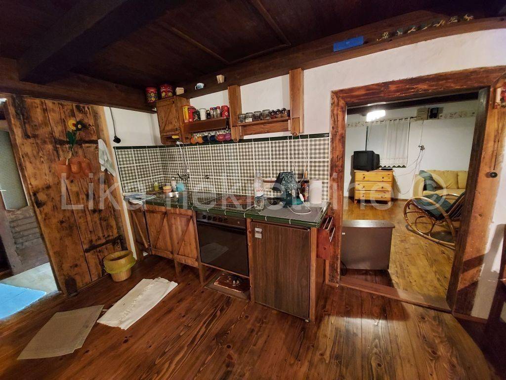 Samostojeća kuća, Prodaja, Otočac, Ličko Lešće