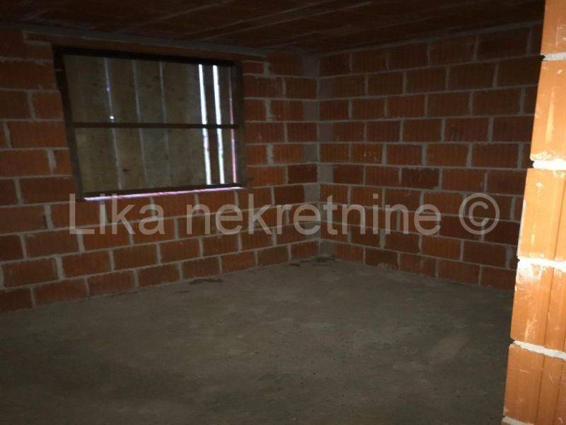 Samostojeća kuća, Prodaja, Gospić, Centar