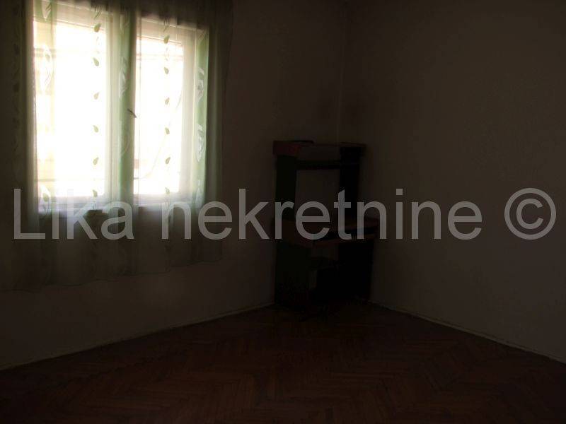 Stan u kući , Prodaja, Otočac, Otočac