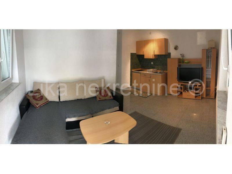 Apartmanska kuća, Prodaja, Privlaka, Privlaka