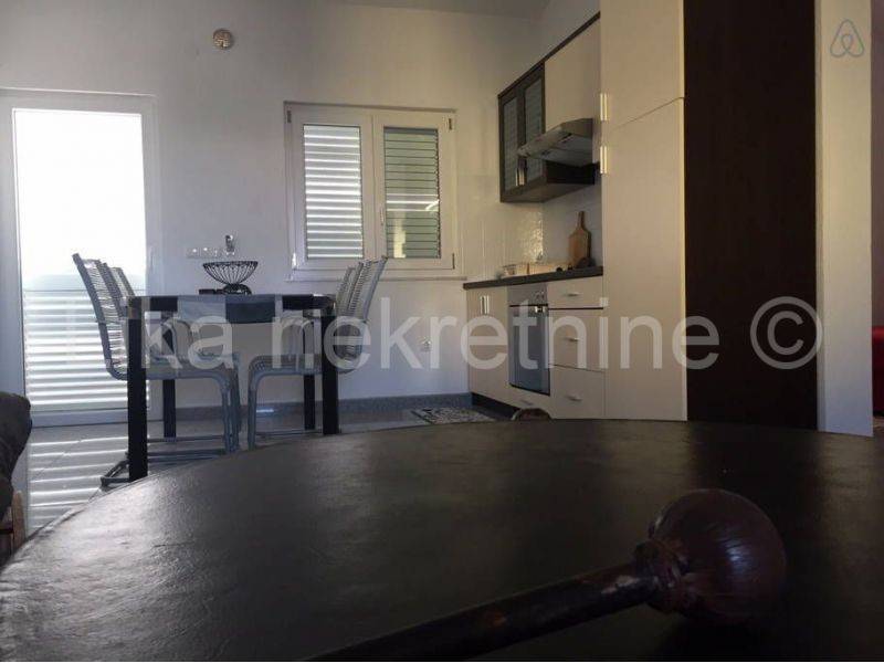 Apartmanska kuća, Prodaja, Privlaka, Privlaka