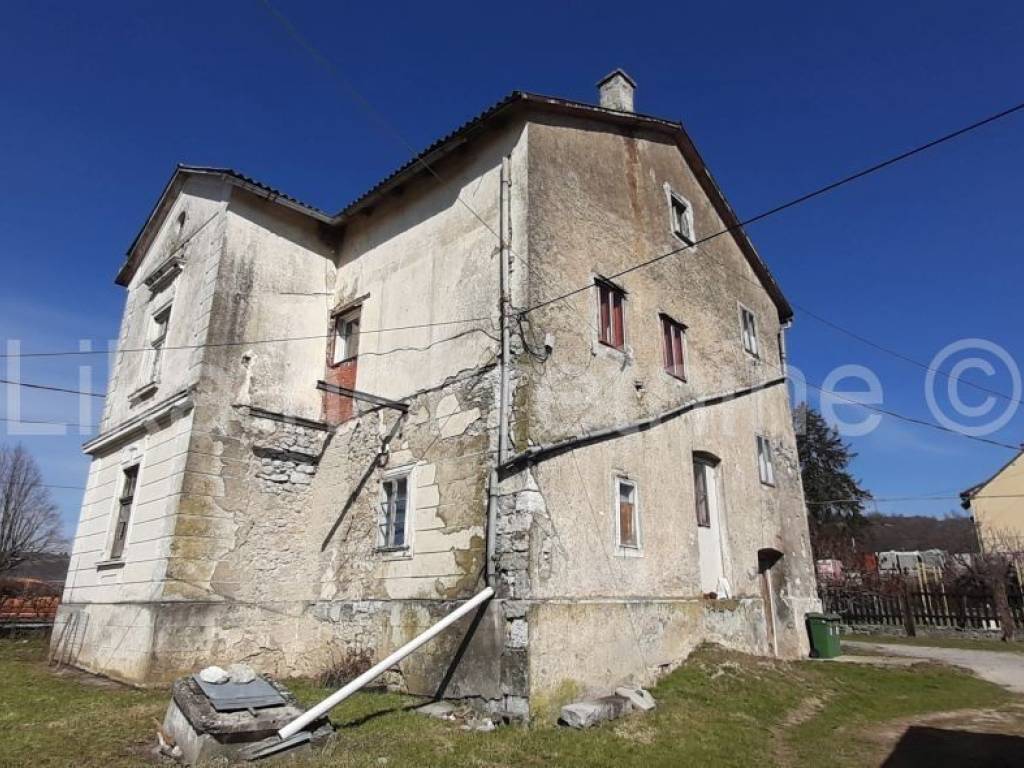 Poslovna zgrada, Prodaja, Brinje, Brinje
