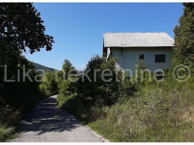 Kuća devastirana u Domovinskom ratu , Prodaja, Otočac, Doljani