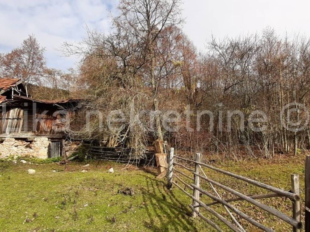 Samostojeća - starinska kuća, Prodaja, Vrhovine, Vrhovine