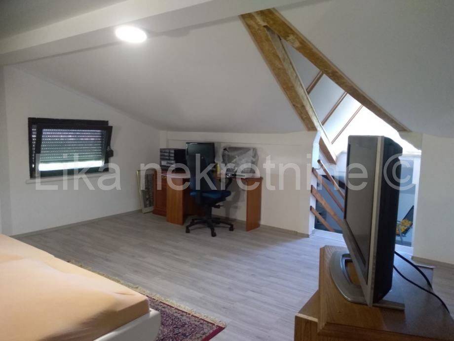 Samostojeća kuća, Prodaja, Karlovac, Švarča