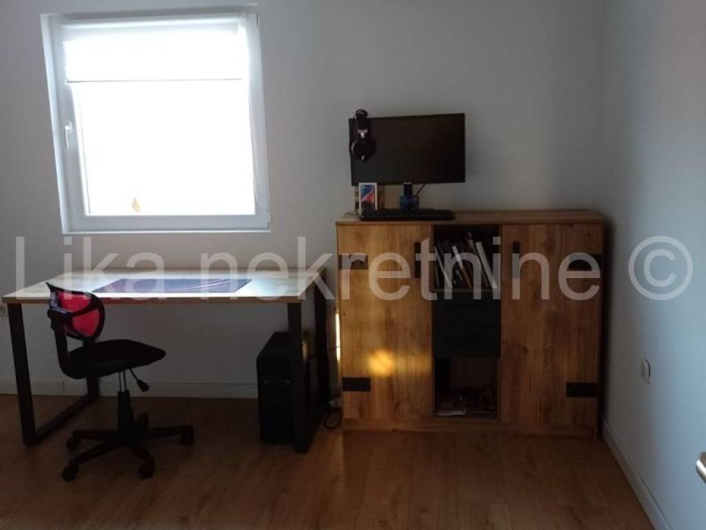 Samostojeća kuća, Prodaja, Donji Lapac, Donji Lapac