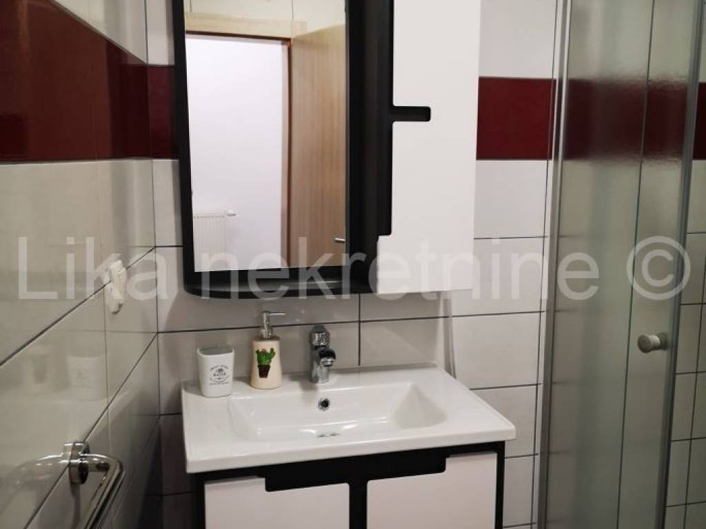 Stan u novogradnji, Najam, Otočac, Otočac