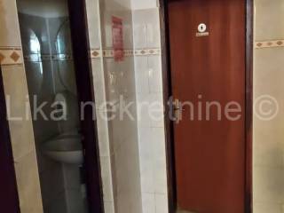 Stambeno-poslovni objekat, Prodaja, Otočac, Ličko Lešće