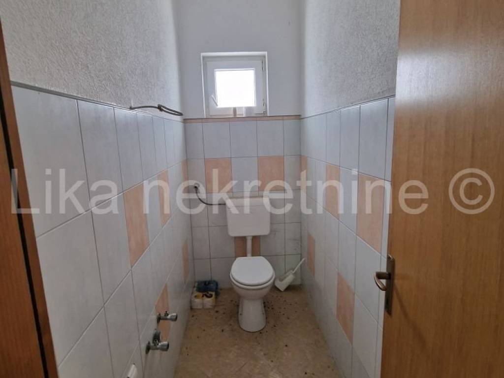 Stambeno-poslovni objekat, Prodaja, Gospic - Okolica, Kaniža Gospicka