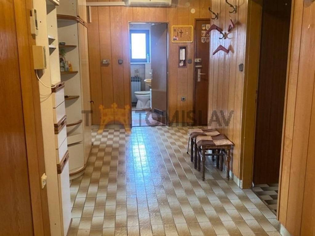 Stan u zgradi, Prodaja, Zagreb, Maksimir