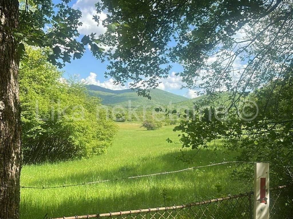 Poljoprivredno - oranica, Prodaja, Lovinac, Ličko Cerje