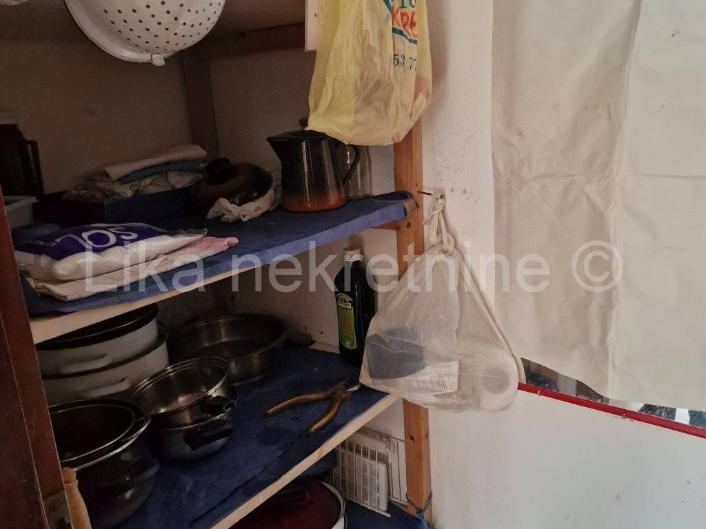 Stan u zgradi, Prodaja, Plitvička jezera, Korenica