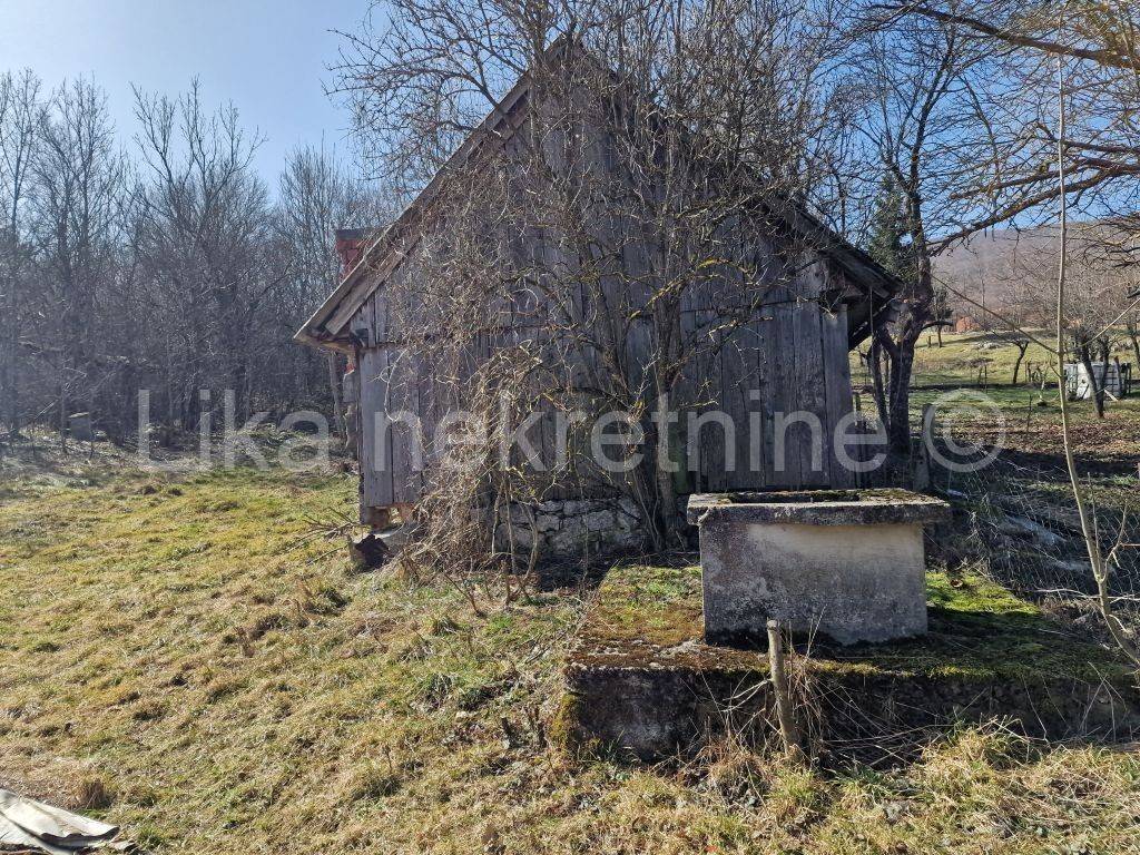 Samostojeća - starinska kuća, Prodaja, Plitvička jezera, Korenica