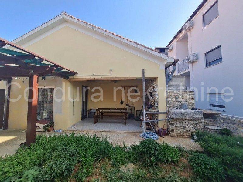 Kuća na moru, Prodaja, Vir, Vir
