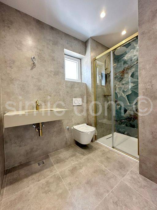 Apartman na moru, Prodaja, Rogoznica, Rogoznica