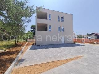 Apartman na moru, Prodaja, Vir, Vir