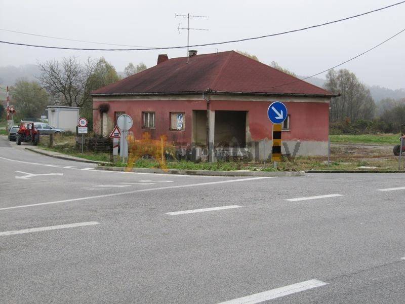 182294415.jpg