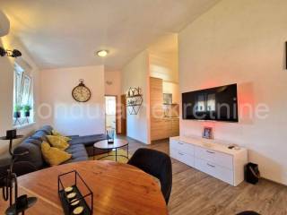 Apartman na moru, Prodaja, Vir, Vir