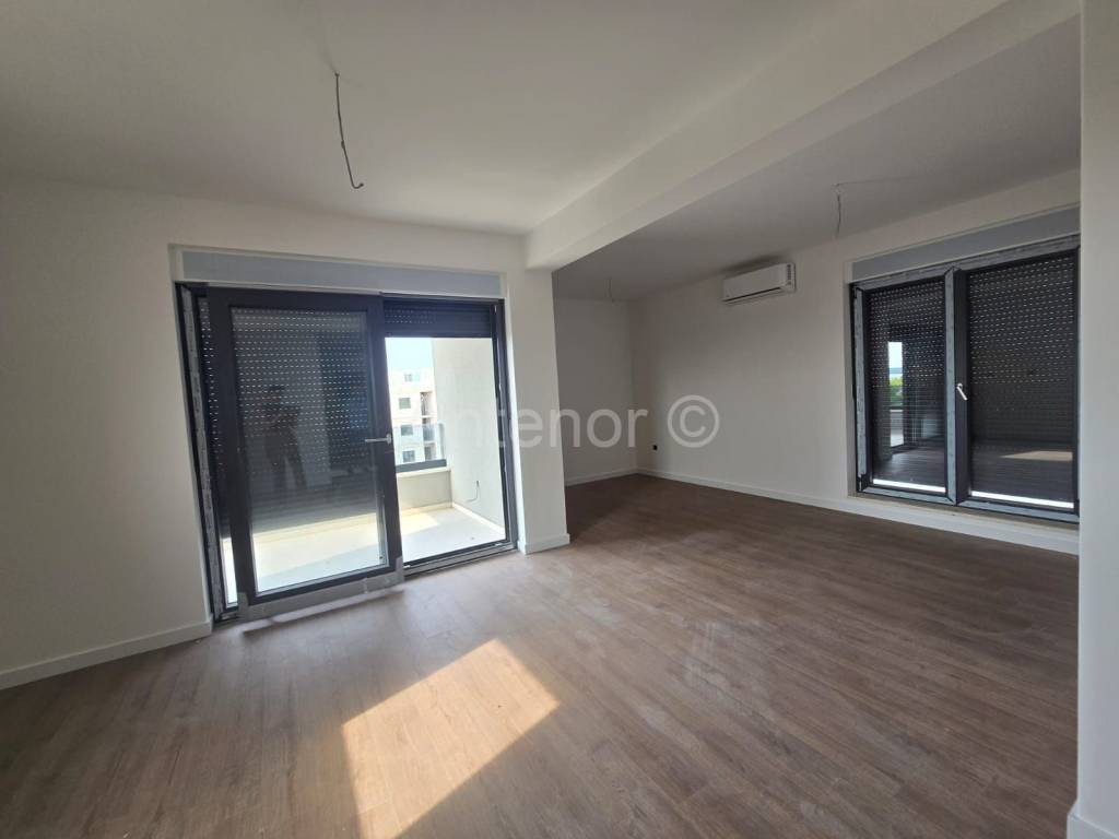 Apartman na moru, Prodaja, Privlaka, Privlaka