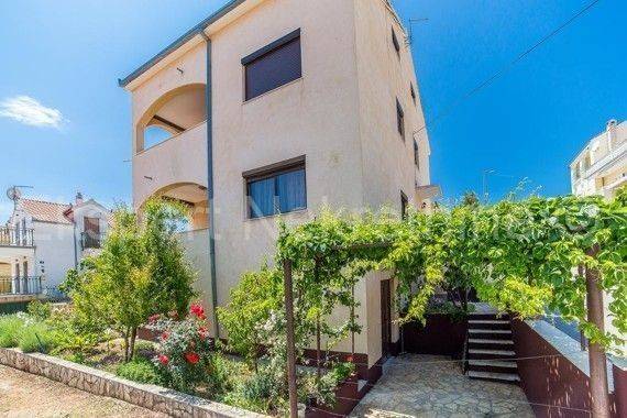 Samostojeća kuća, Prodaja, Okrug, Okrug Gornji