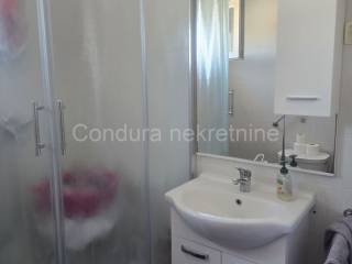 Apartman na moru, Prodaja, Nin, Nin