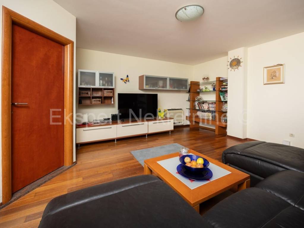 Stan u zgradi, Prodaja, Split, Split