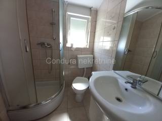 Apartman na moru, Prodaja, Vir, Vir