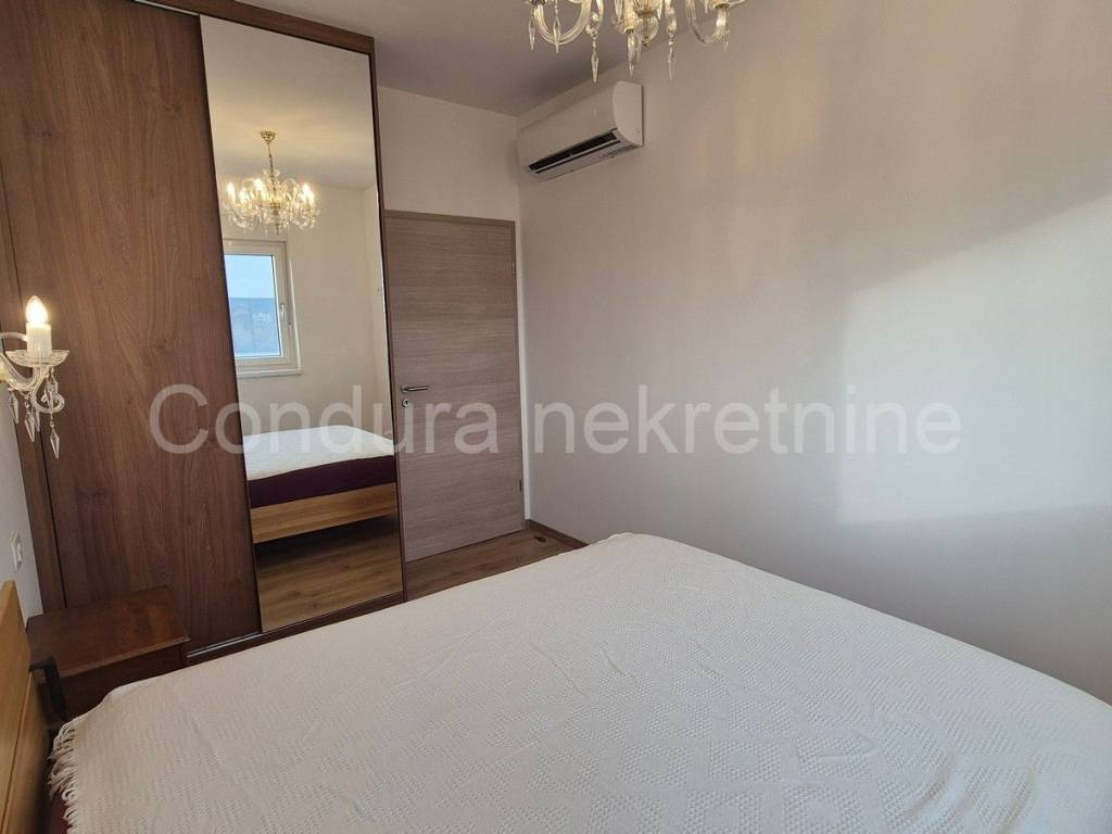 Apartman na moru, Prodaja, Vrsi, Zukve