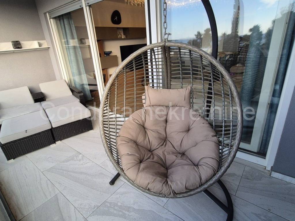 Apartman na moru, Prodaja, Vrsi, Zukve
