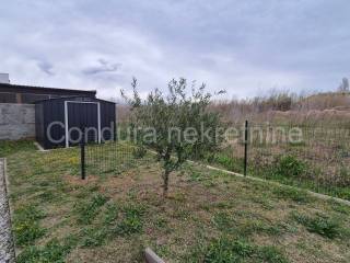 Apartman na moru, Prodaja, Vrsi, Zukve