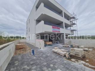 Apartman na moru, Prodaja, Povljana, Povljana