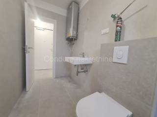 Apartman na moru, Prodaja, Povljana, Povljana
