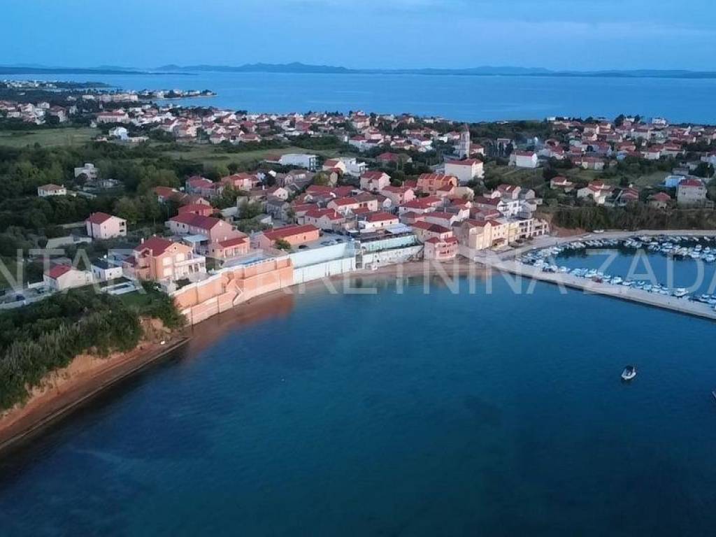Stan u višeetažnoj kući, Prodaja, Privlaka, Privlaka
