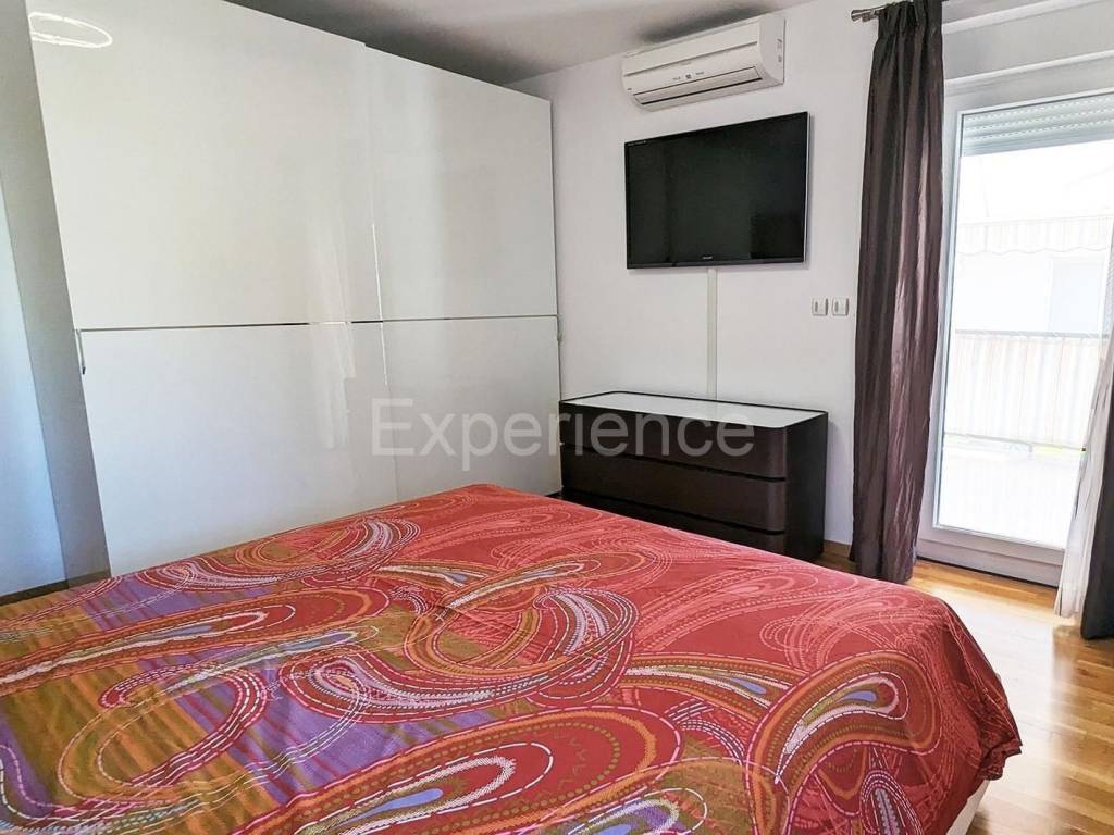 Stan u zgradi, Prodaja, Porec, Porec