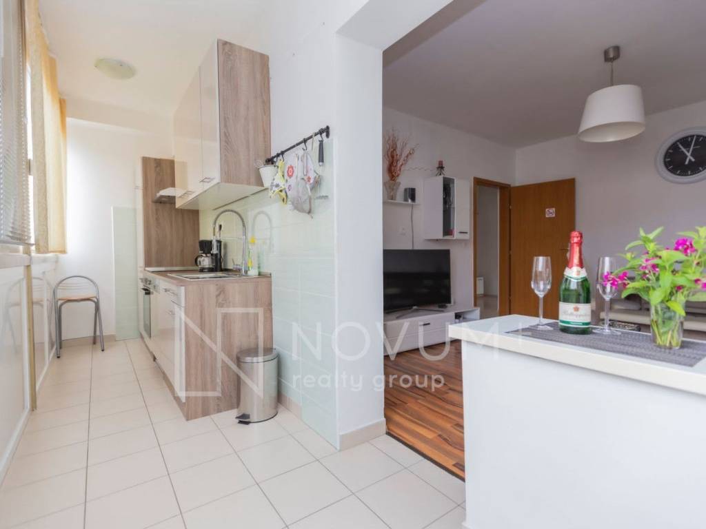 Apartmanska kuća, Prodaja, Split - Okolica, Kamen