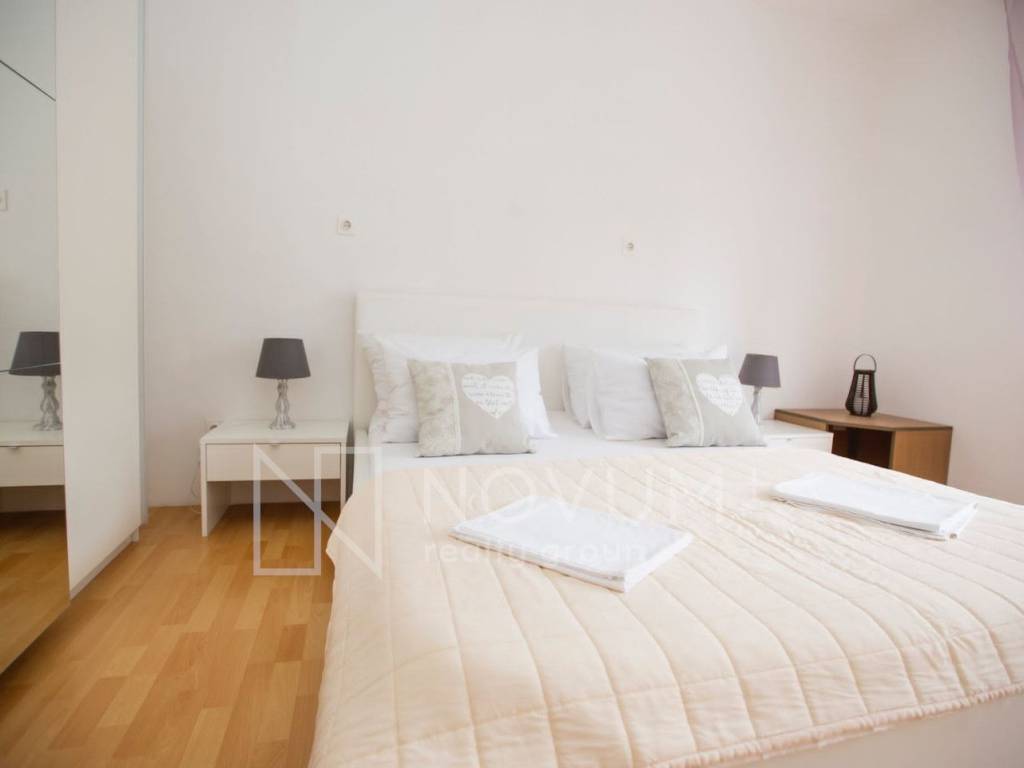 Apartmanska kuća, Prodaja, Split - Okolica, Kamen