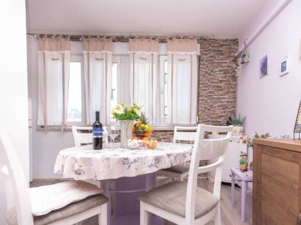 Stan u zgradi, Prodaja, Split, Split