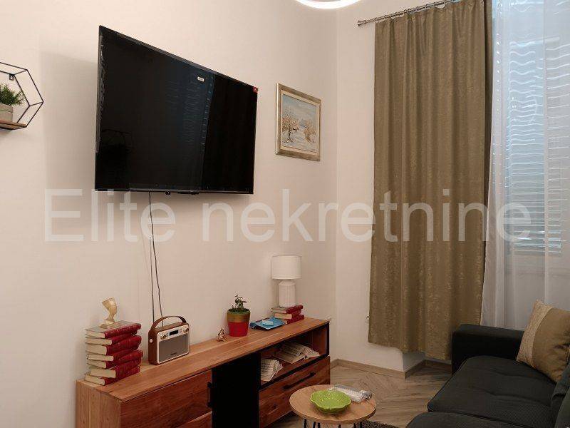 Stan u zgradi, Najam, Rijeka, Centar