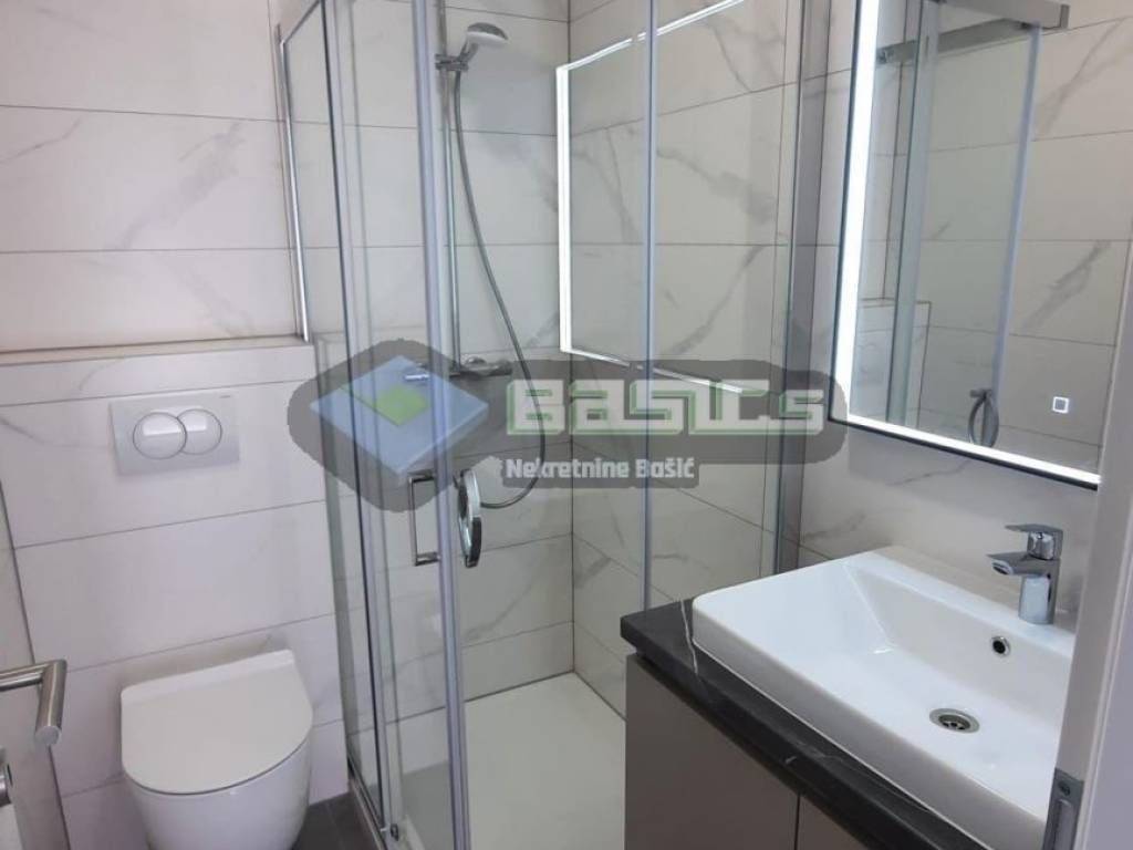 Apartman na moru, Prodaja, Kolan, Mandre