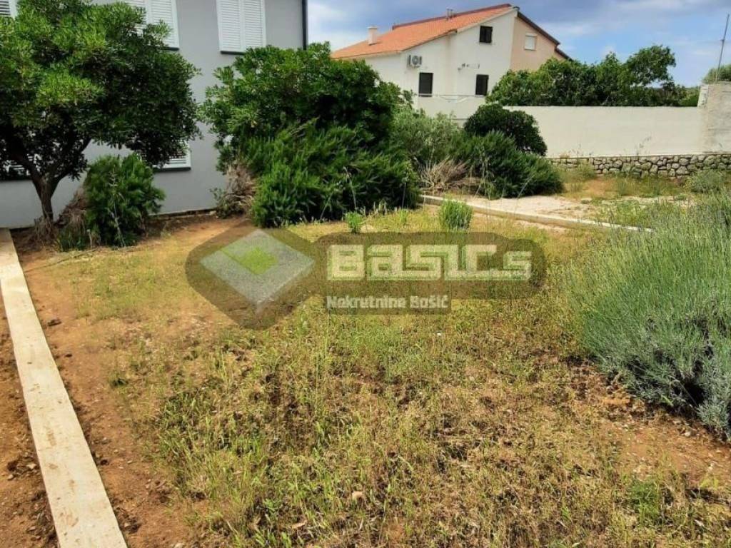Apartman na moru, Prodaja, Kolan, Mandre