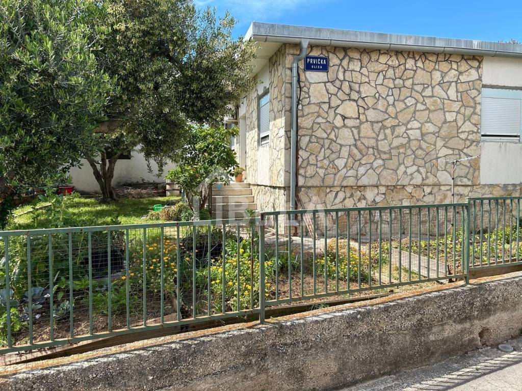 Kuća na moru, Prodaja, Vodice, Vodice