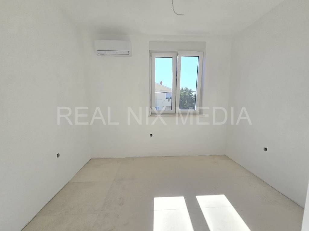 Kuća u nizu, Prodaja, Vrsi, Vrsi