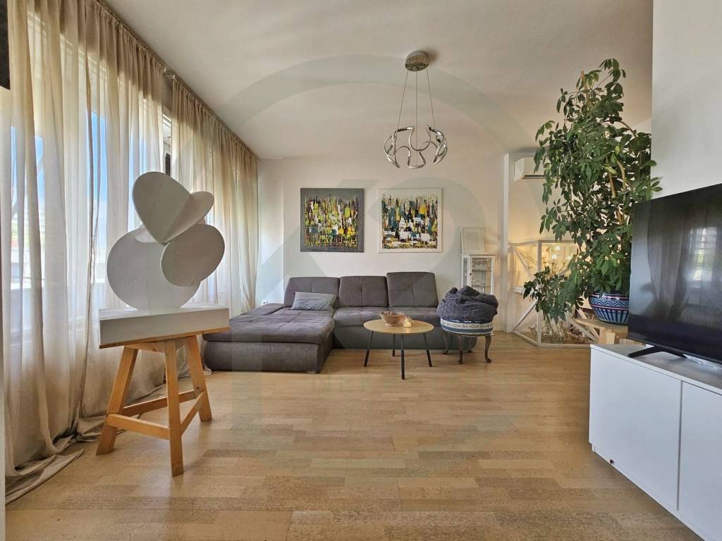 Stan u zgradi, Prodaja, Zagreb, Donji Grad