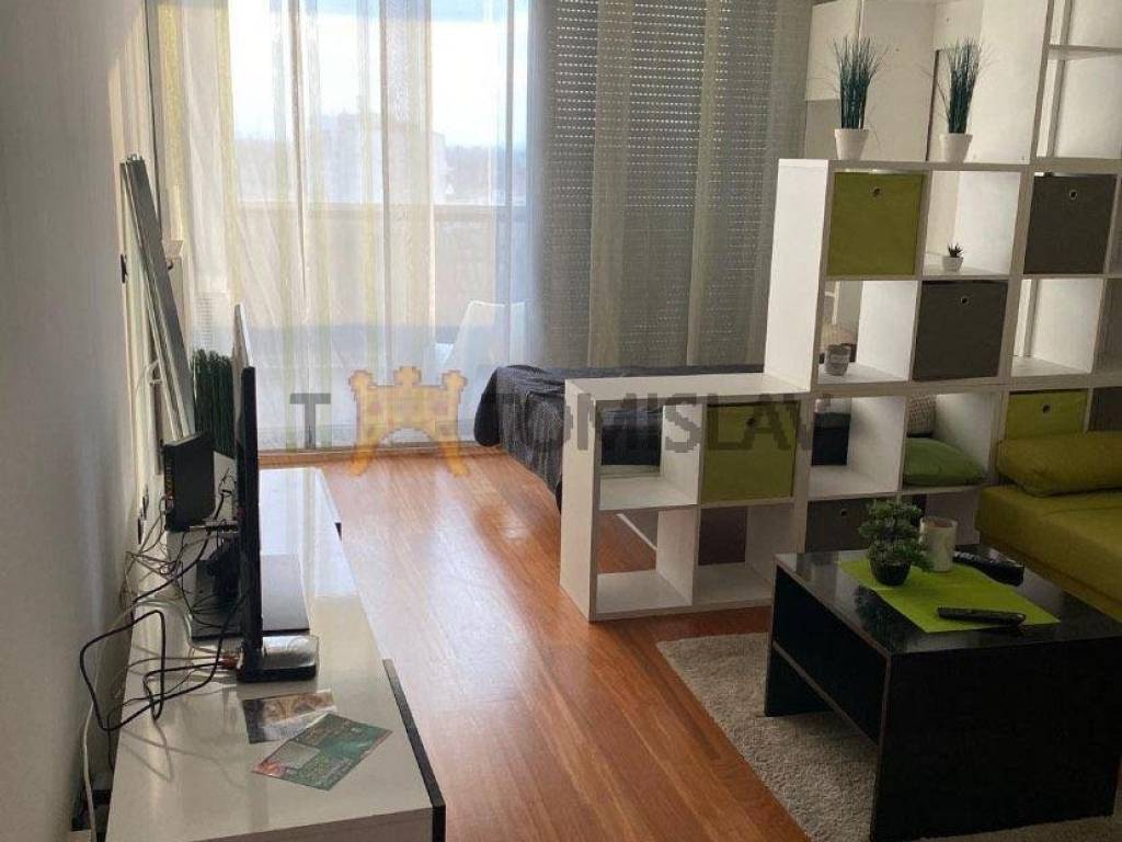 Stan u zgradi, Prodaja, Zagreb, Stenjevec