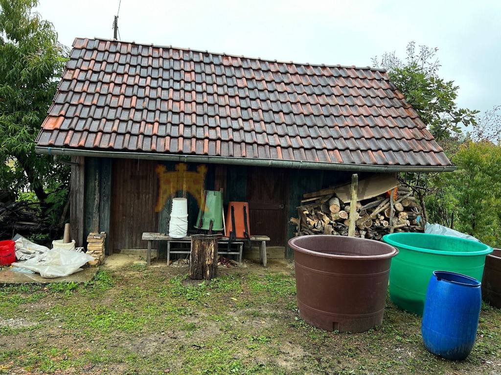 Vikend kuca, Prodaja, Sveti kriz zacretje, Klupci-dio
