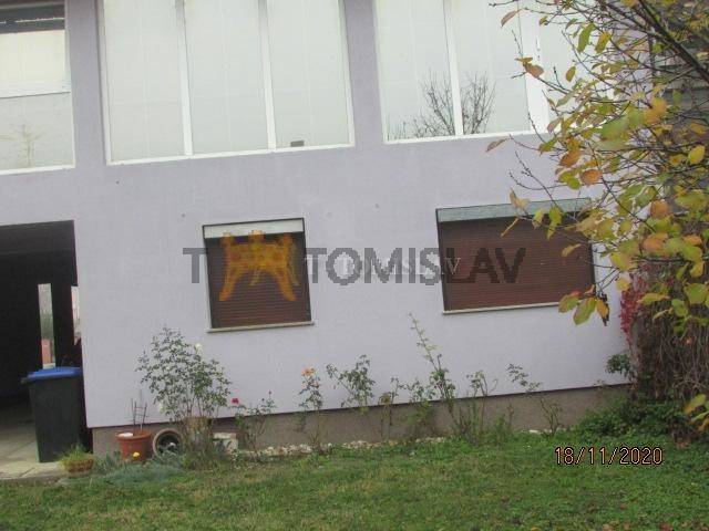 181850433.jpg
