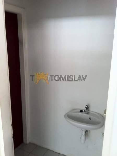182474433.jpg