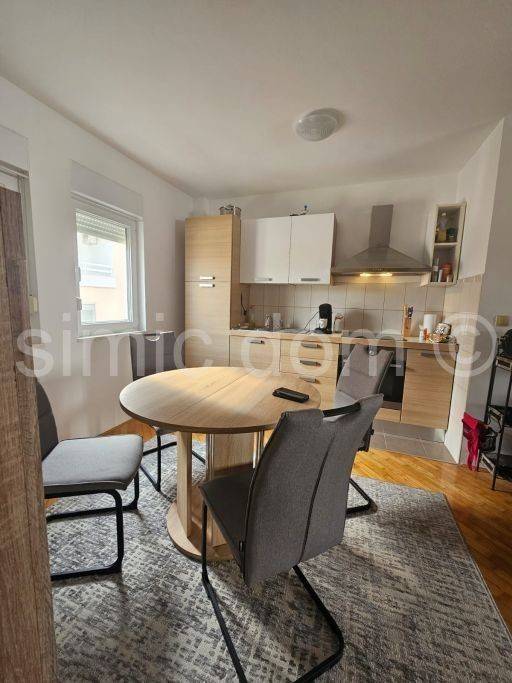 Apartman na moru, Prodaja, Okrug, Okrug Gornji